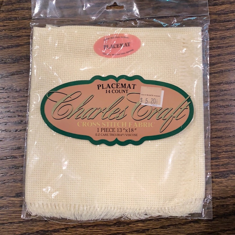 Charles Craft Placemat 14 Count Cross Stitch 13x18 vintage